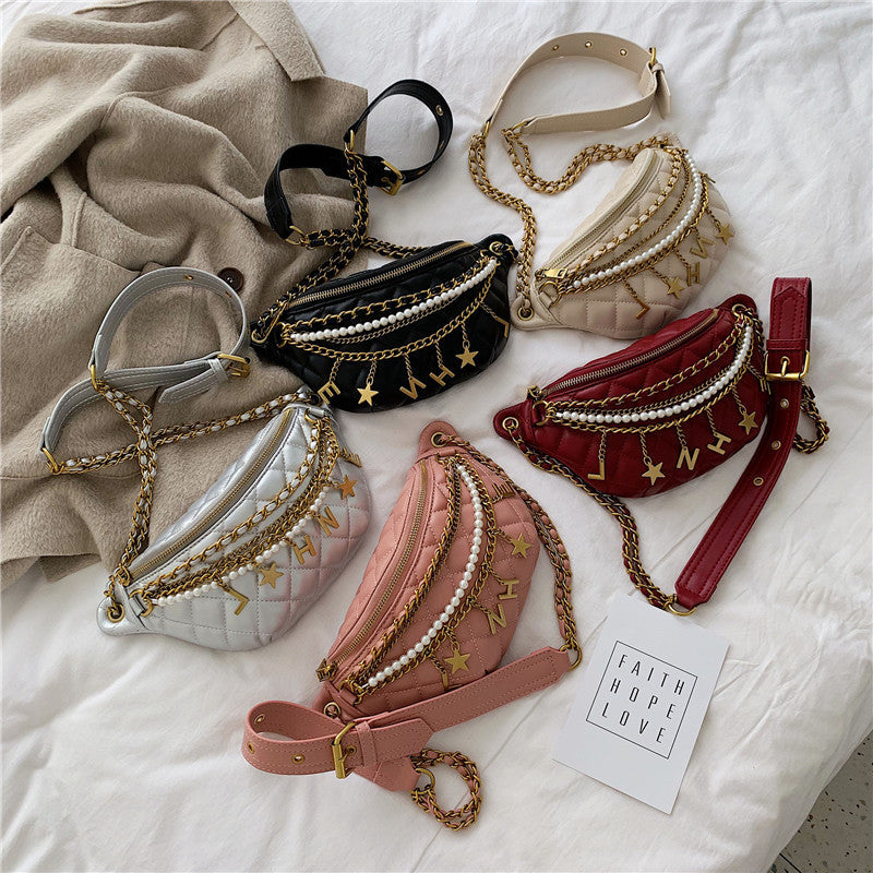 Pearl chain shoulder bag