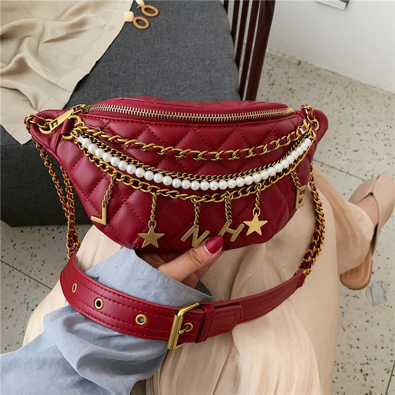 Pearl chain shoulder bag